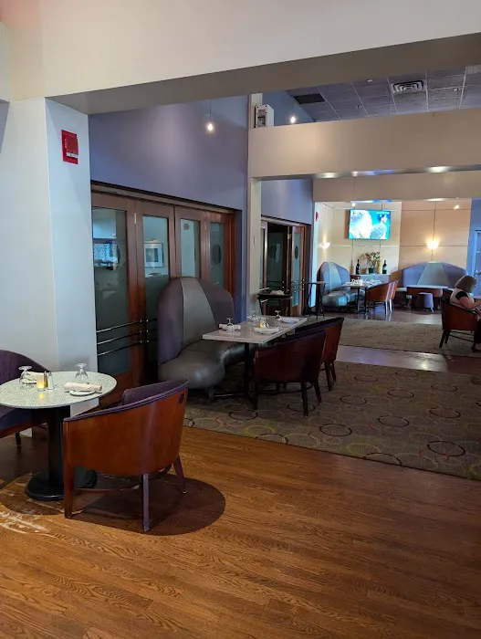 Northern Lights Bar & Lounge Picture 5