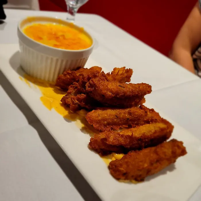 La Perle Restaurant & Bar Picture 9