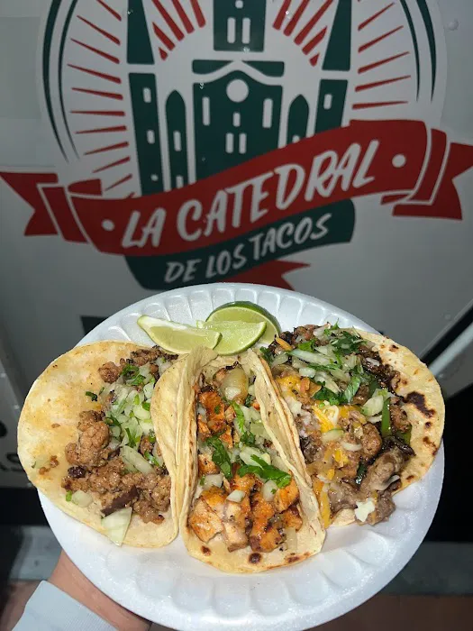 La Catedral De Los Tacos Picture 1