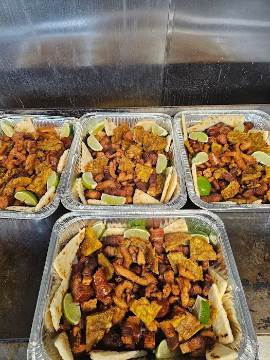 Carolina's Food Truck Picture 9