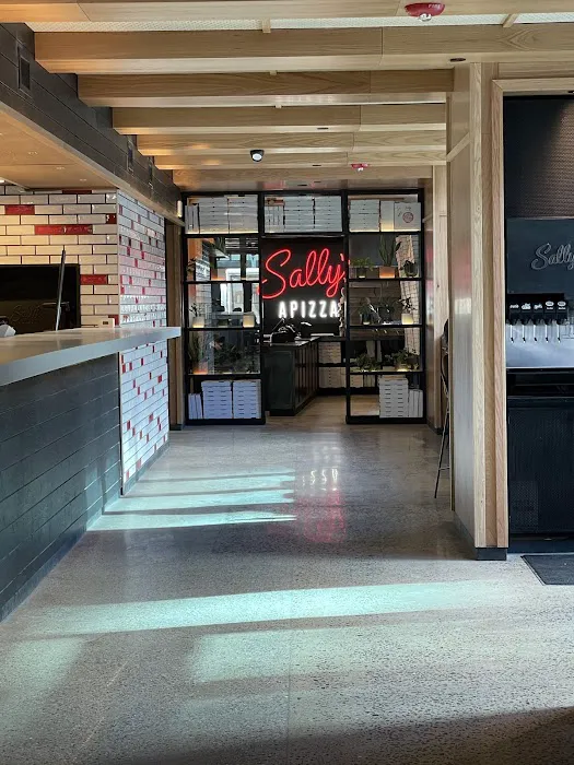 Sally's Apizza Picture 2