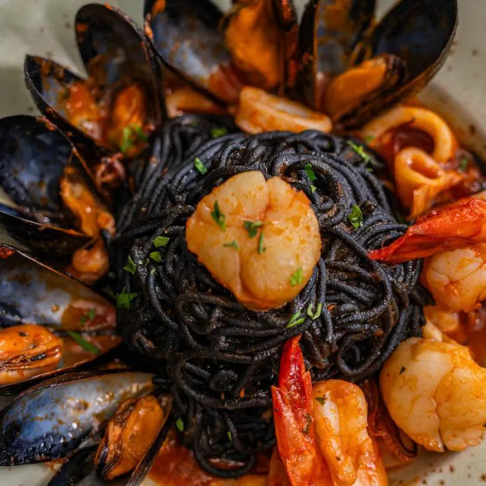 Lugano Salumeria & Wine Bar Picture 6