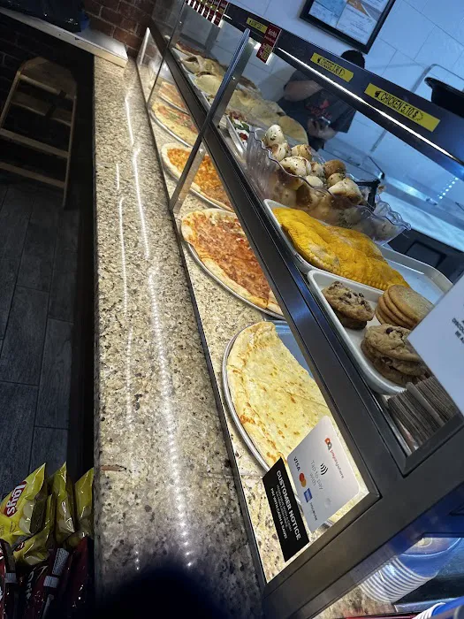 Fairfield Pizza Picture 3