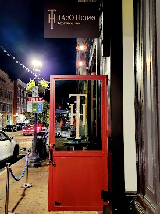 Burger Bar & Grille Sports Bar Picture 6