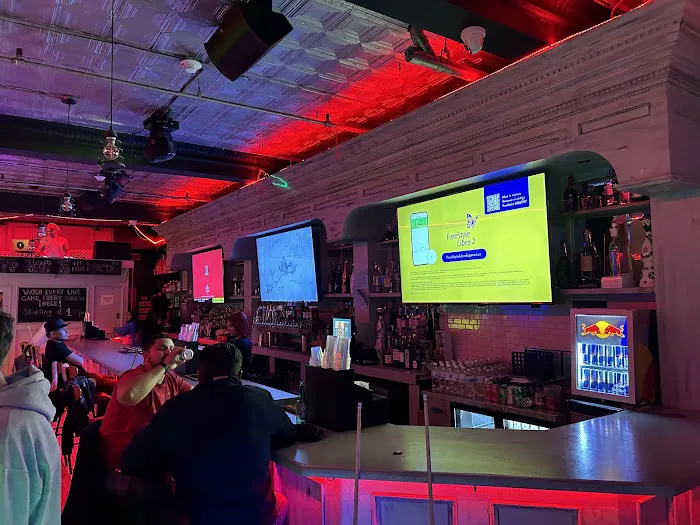 Alex lounge III bar and grill Picture 5