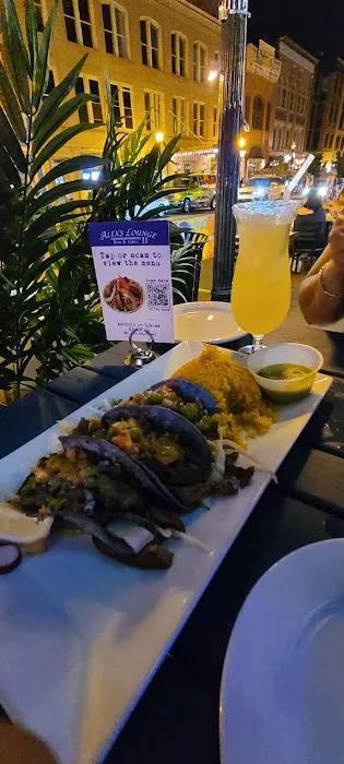 Alex lounge III bar and grill Picture 10