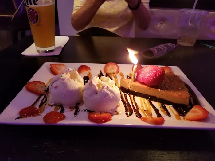 Alex lounge III bar and grill Picture 2