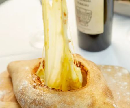 MaaMa by Cheese & Bread