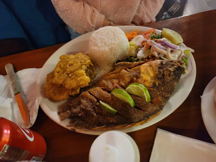 El Rancho Restaurant & Bar Picture 4