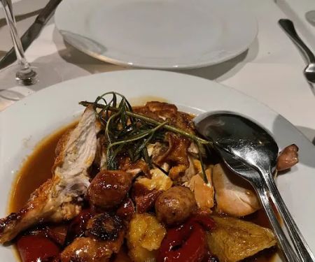 Tarantino Restaurant & Bar