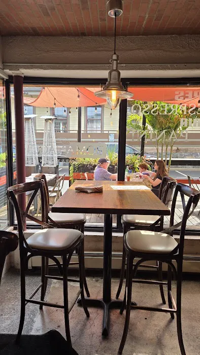 Romanacci Westport Train Station Picture 2