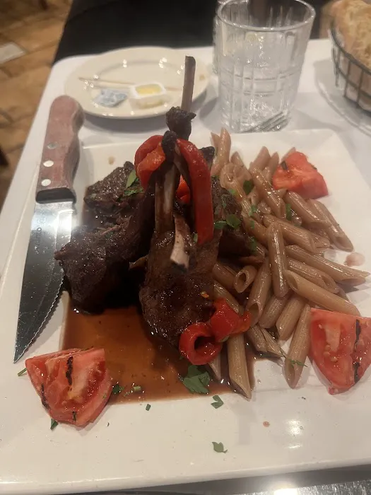 Tutti's Restaurant Picture 8