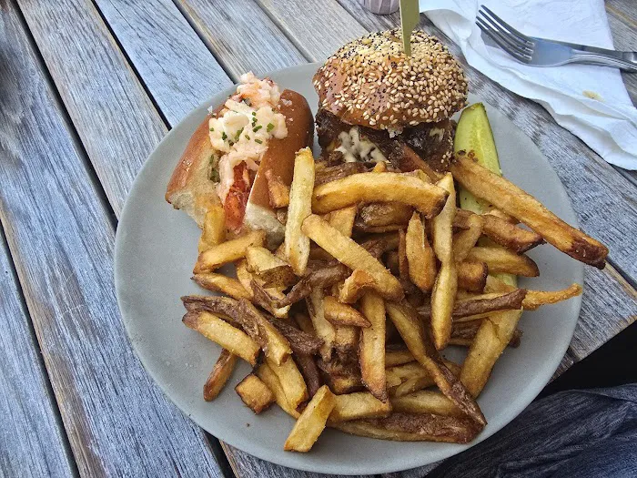 Match Burger Lobster Picture 10