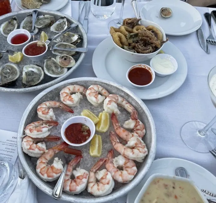 Rizzuto's Oyster Bar & Restaurant Picture 4