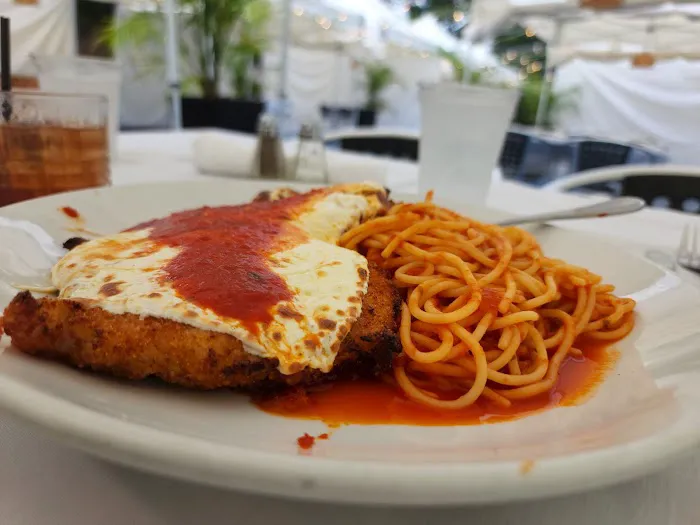 Rizzuto's Oyster Bar & Restaurant Picture 9