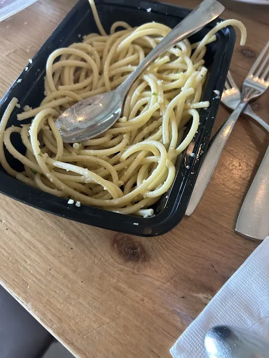 Renato's Pizza Picture 3