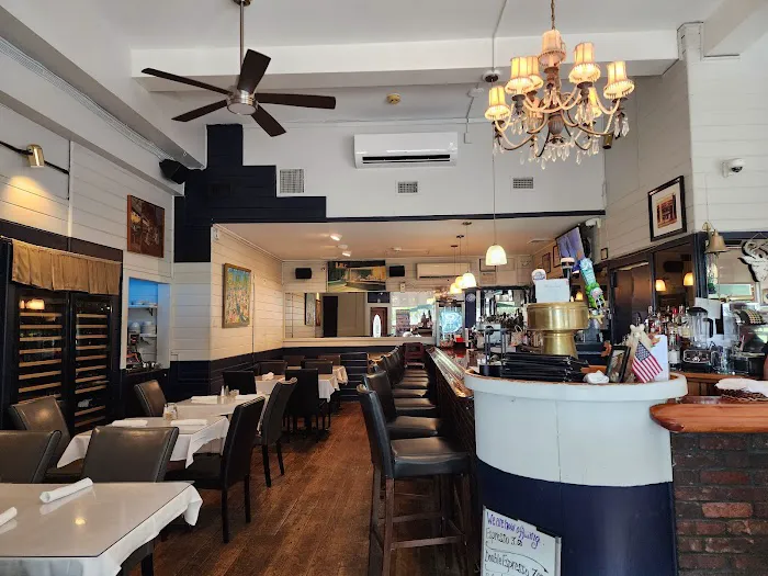 The Ritz Cafe Picture 9