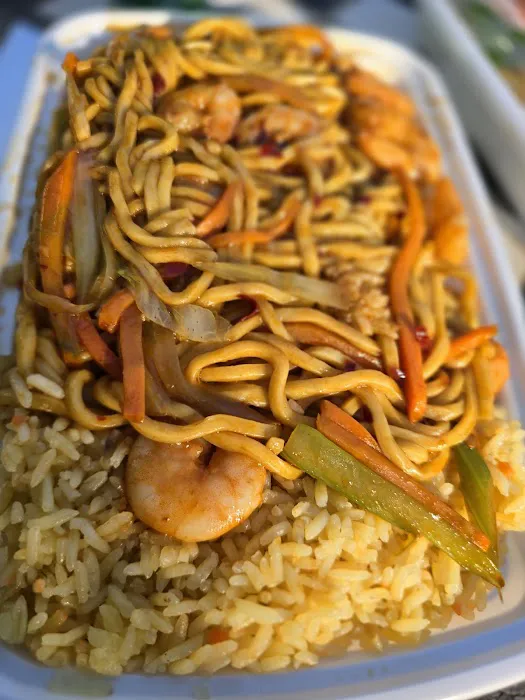 Golden China Restaurant Picture 3