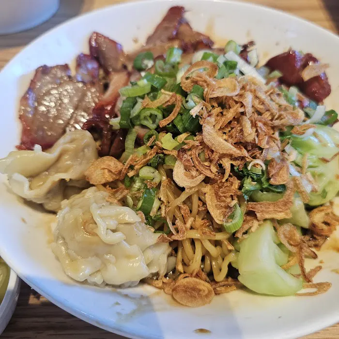 Mama Chow Picture 10