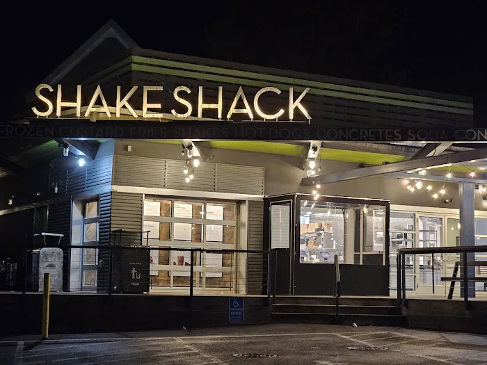 Shake Shack Westport Picture 10