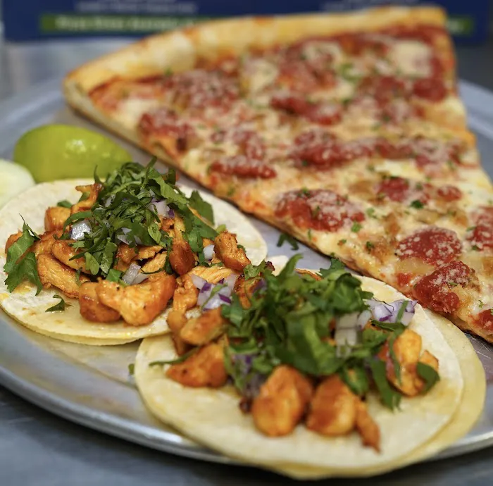 Ed’s Fusion Pizza & Tacos Picture 8