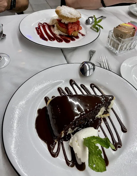 Paci Restaurant Picture 3