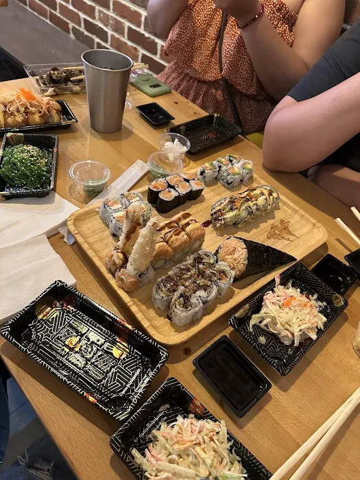 YAMAFUJI SUSHI Picture 10