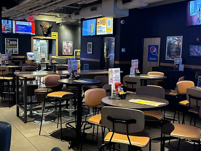 Buffalo Wild Wings Picture 9