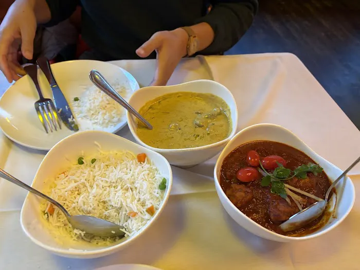 Taj Stamford Picture 3