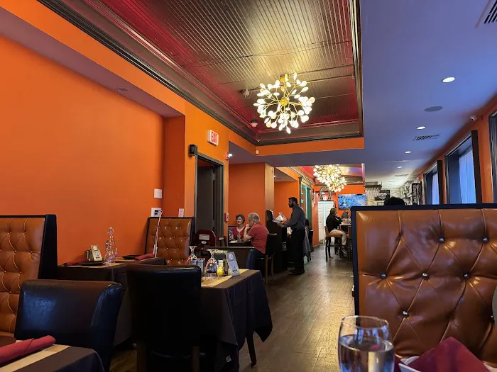 Taj Stamford Picture 1