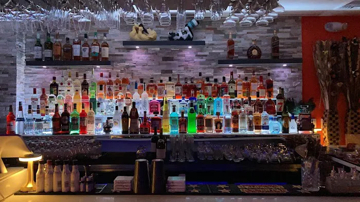 Taj Stamford Picture 7