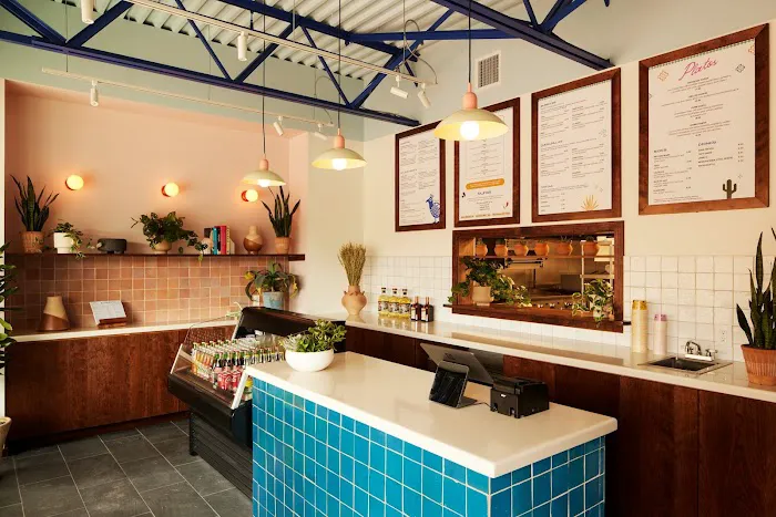 Bluebird Taqueria Picture 5