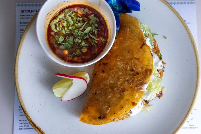 Bluebird Taqueria Picture 8