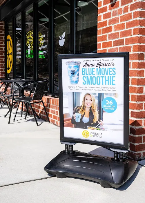 Green & Tonic Picture 4