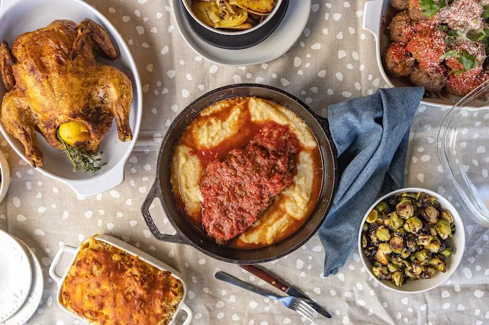 The Country Table Picture 6