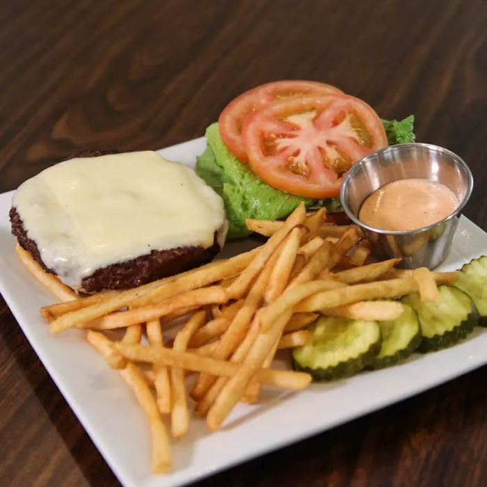 Clubhouse at the Griff Picture 9