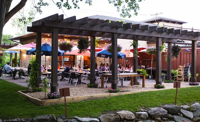 Amore Pizzeria & Italian Kitchen Picture 3