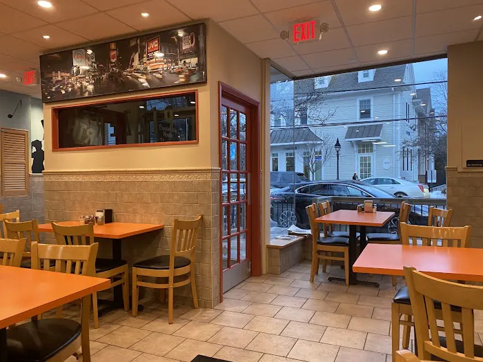 Broadway North Pizzeria Restaurant Picture 8