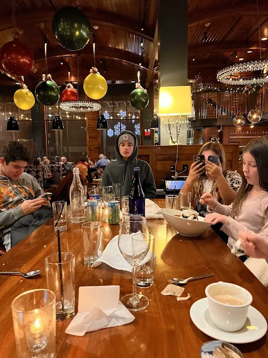 Moderne Barn Restaurant Picture 1