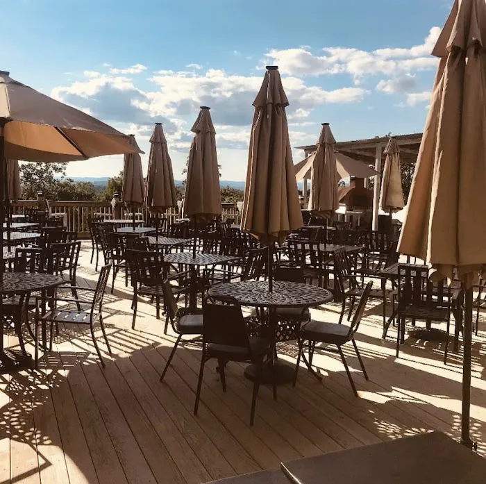 Woods Tavern Bar And Grill Picture 1