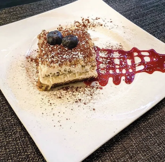 Woods Tavern Bar And Grill Picture 3