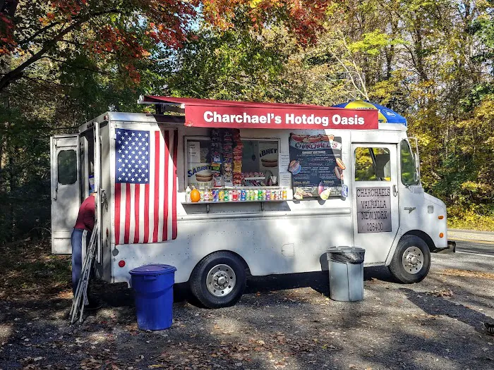 Charchael's Hot Dog Oasis Picture 9