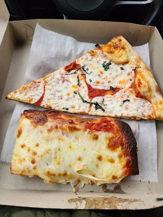 Basilico Pizza, Pasta & Gourmet Picture 1