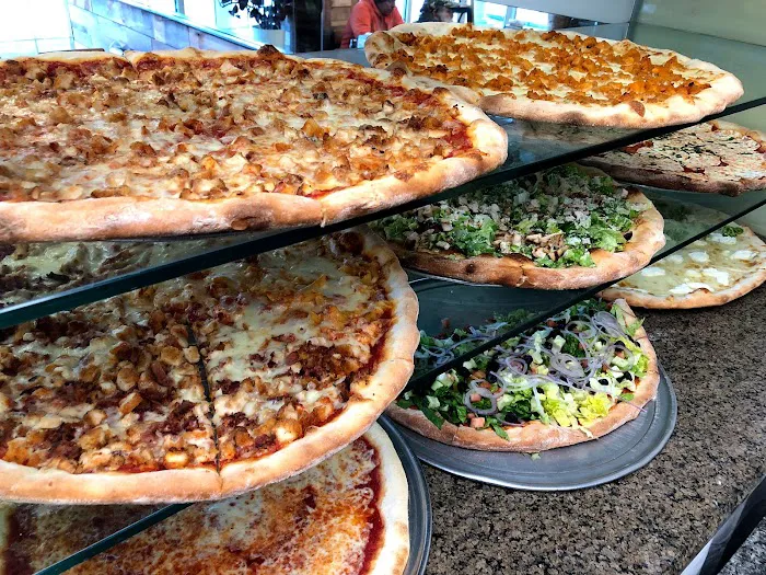 Basilico Pizza, Pasta & Gourmet Picture 2