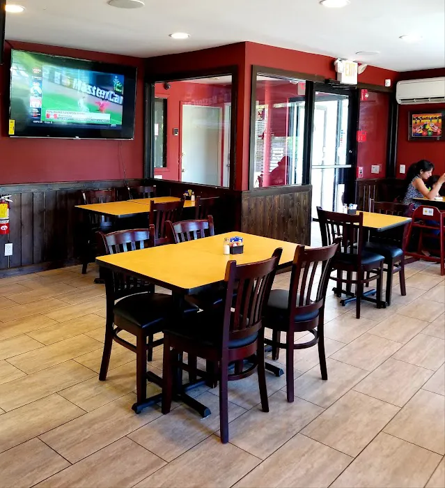 La Gladys Restaurant III Picture 3