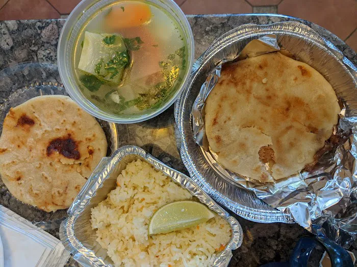 El Rey Salvadoreño Restaurant Picture 4