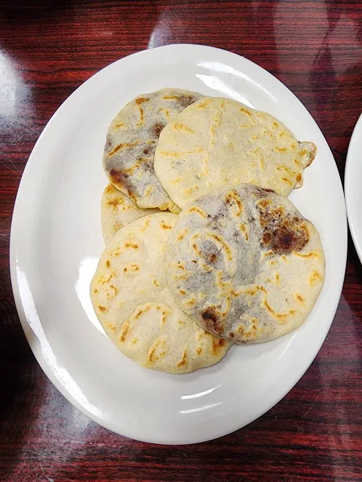 El Rey Salvadoreño Restaurant Picture 2