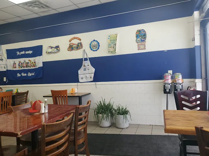 El Rey Salvadoreño Restaurant Picture 10
