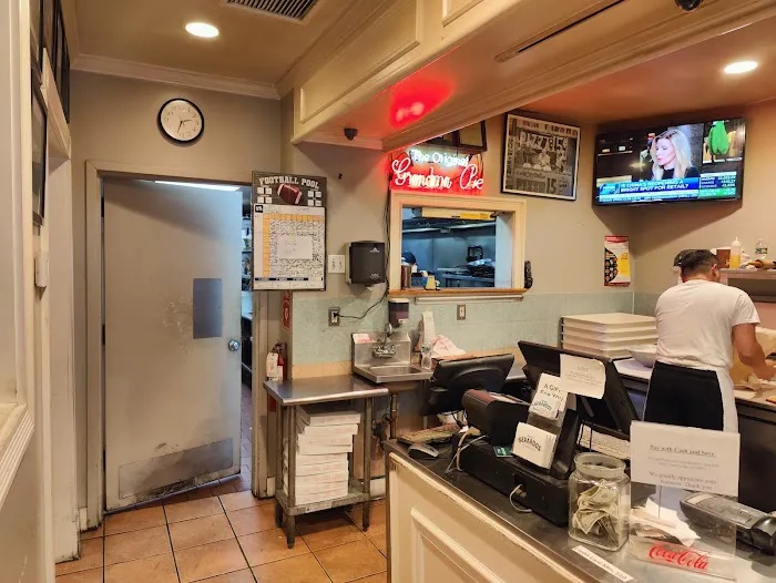 Gerardo's Pizzeria, Mt. Kisco, NY Picture 6