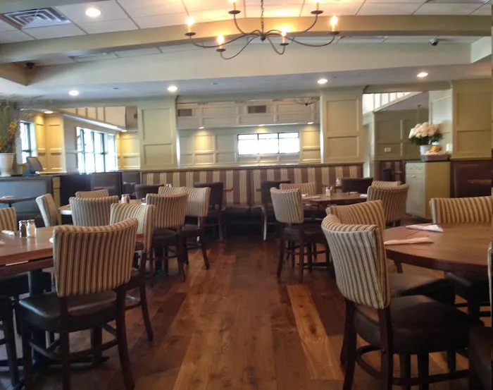 Mt. Kisco Diner Picture 4